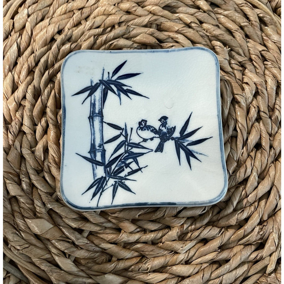 Vintage Otagiri Japan Asian Blue White Trinket Dish Set of 2 Porcelain Floral - Picture 2 of 9